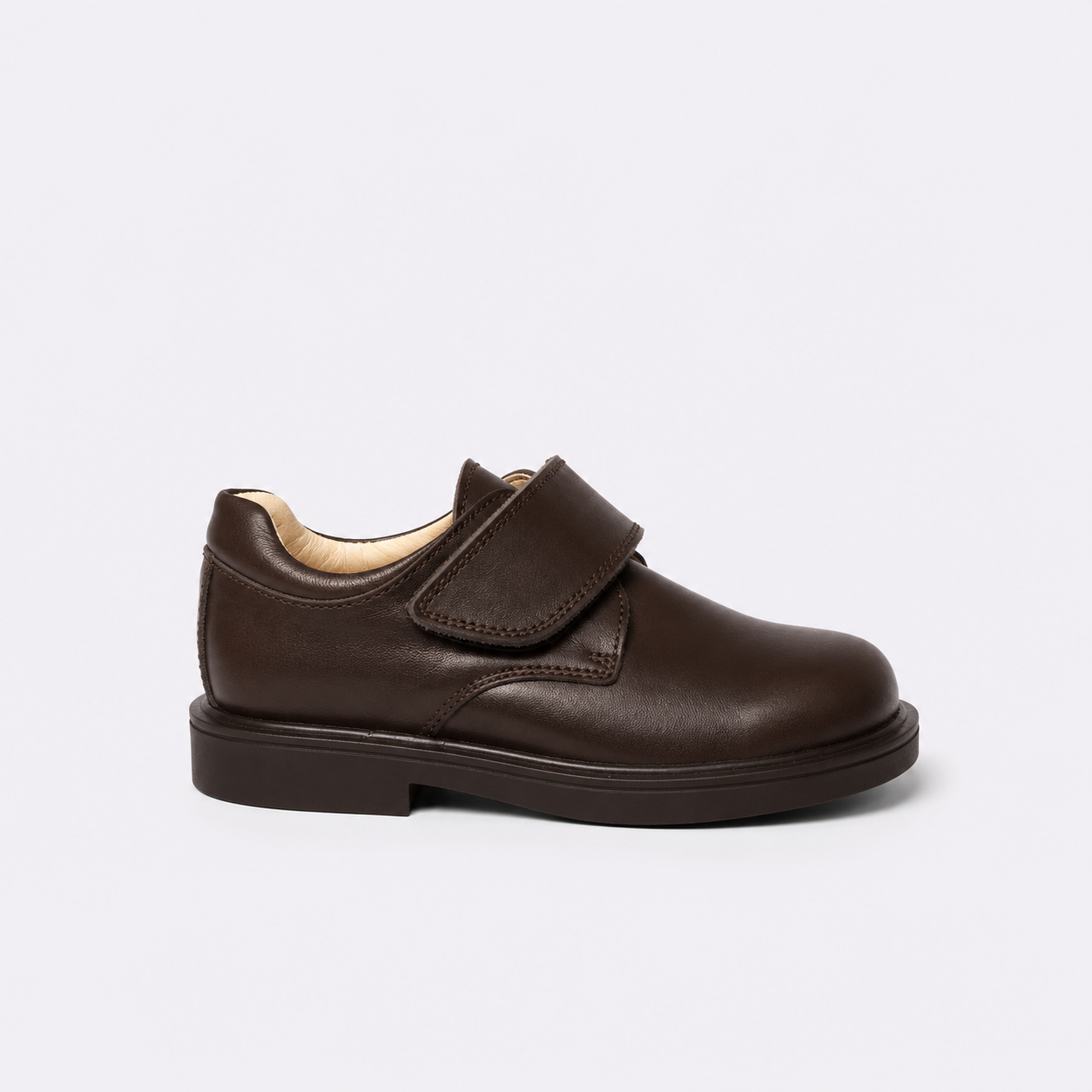 Zapato escolar marrón cierre velcro de piel unisex