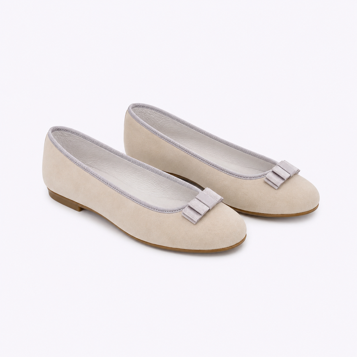 Bailarina de ante gris con lazo zapatero