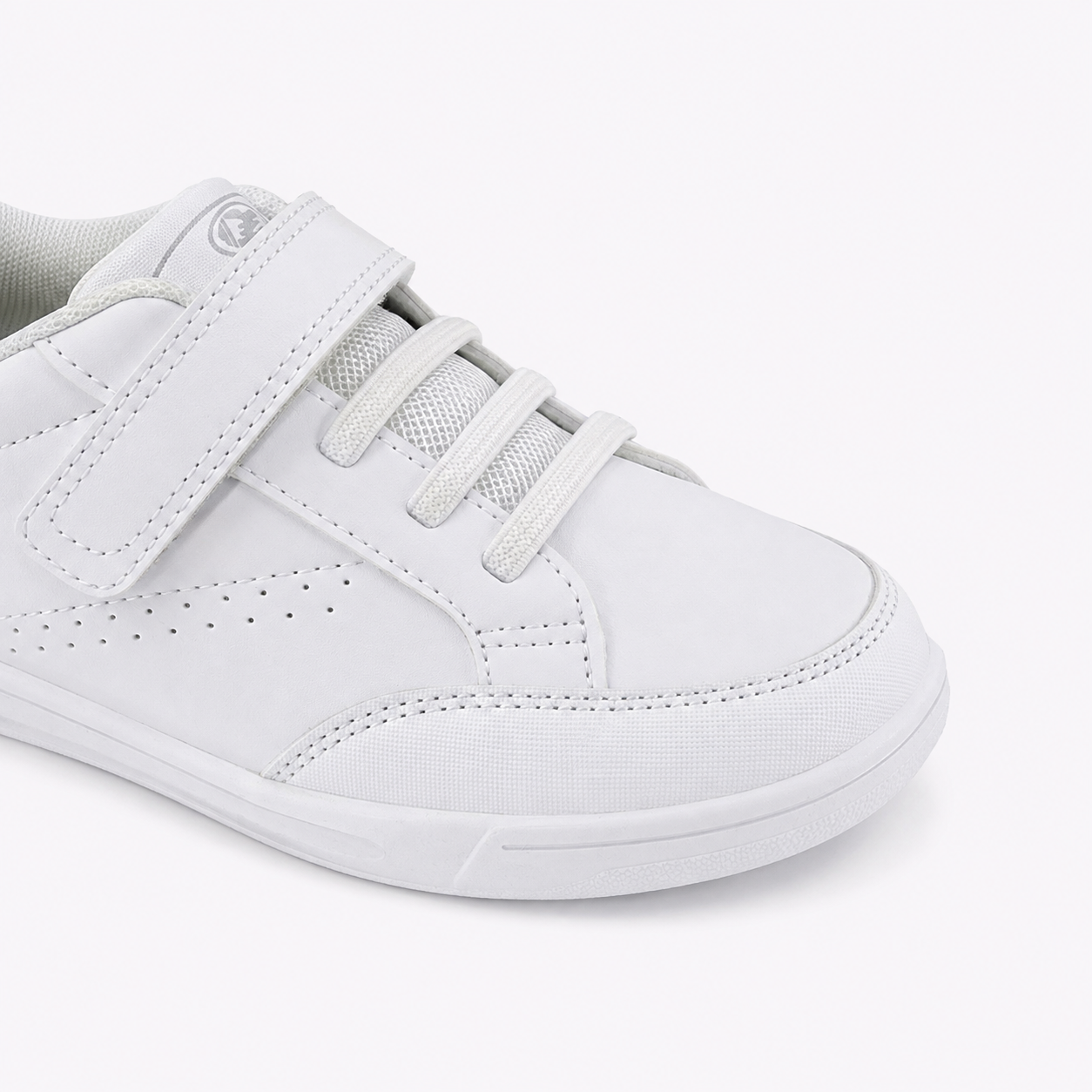 COLOSA - Deportivo blanco y detalles en gris oscuro