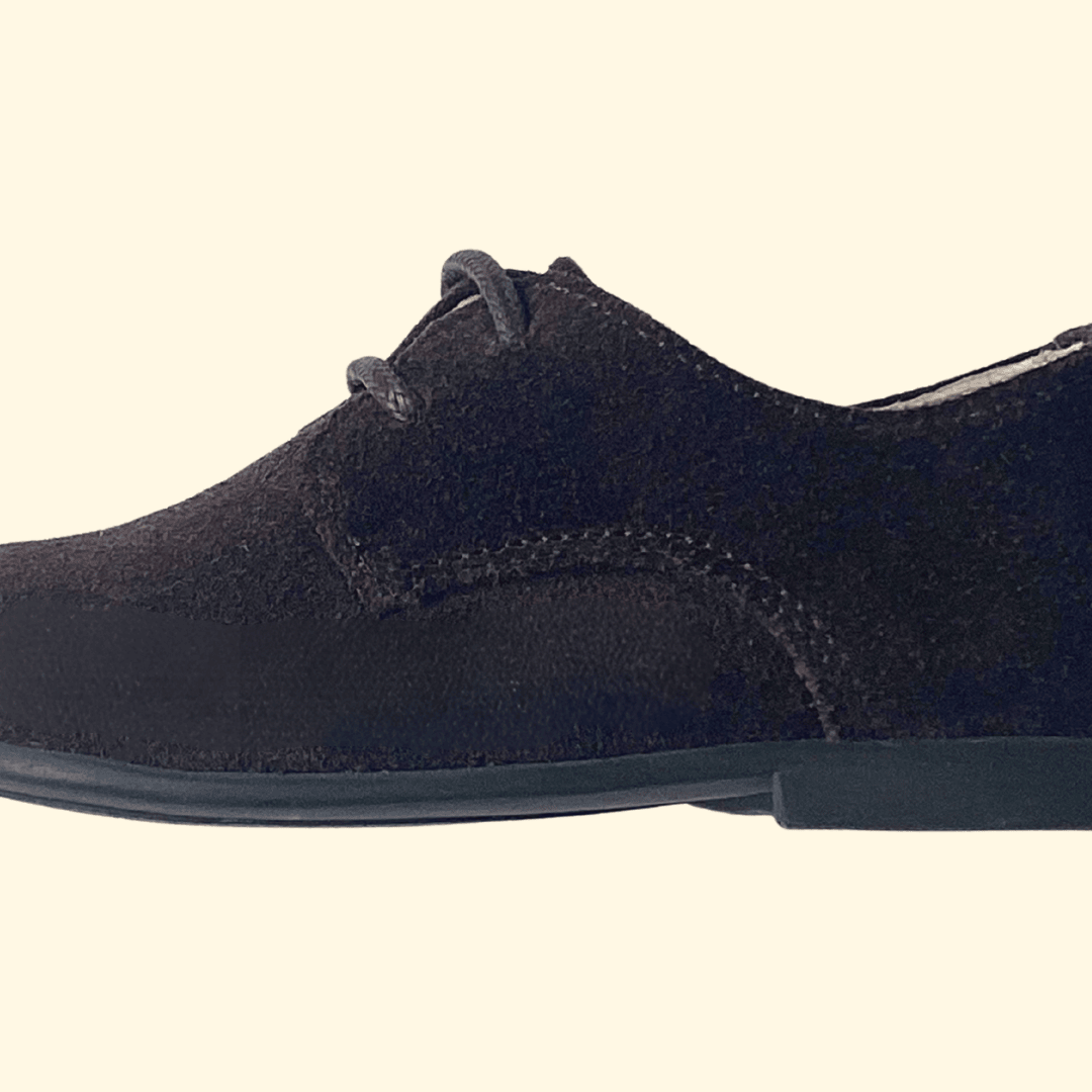 Zapato de Vestir Niño en Piel ante marrón con suela de cuero