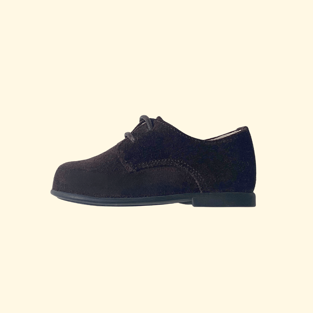 Zapato de Vestir Niño en Piel ante marrón con suela de cuero