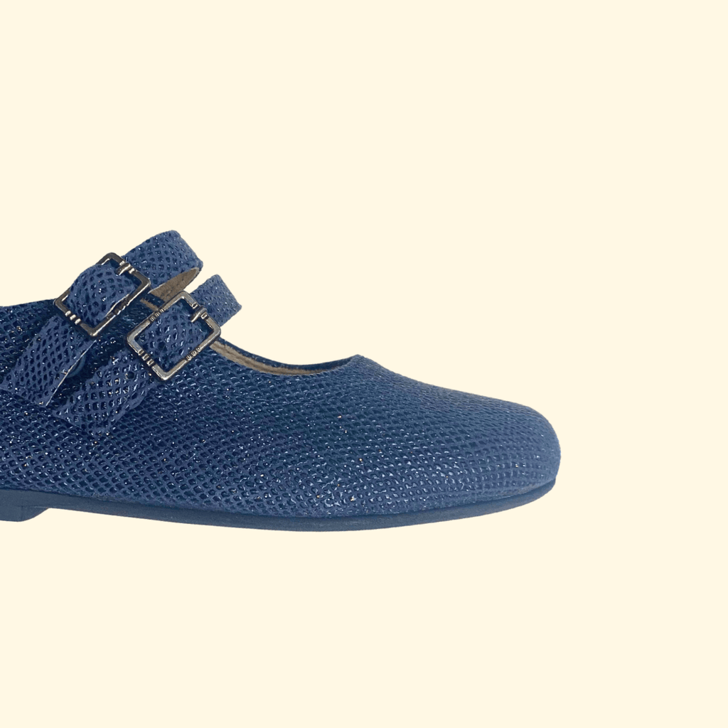 Mercedes bosmans azul con brillo