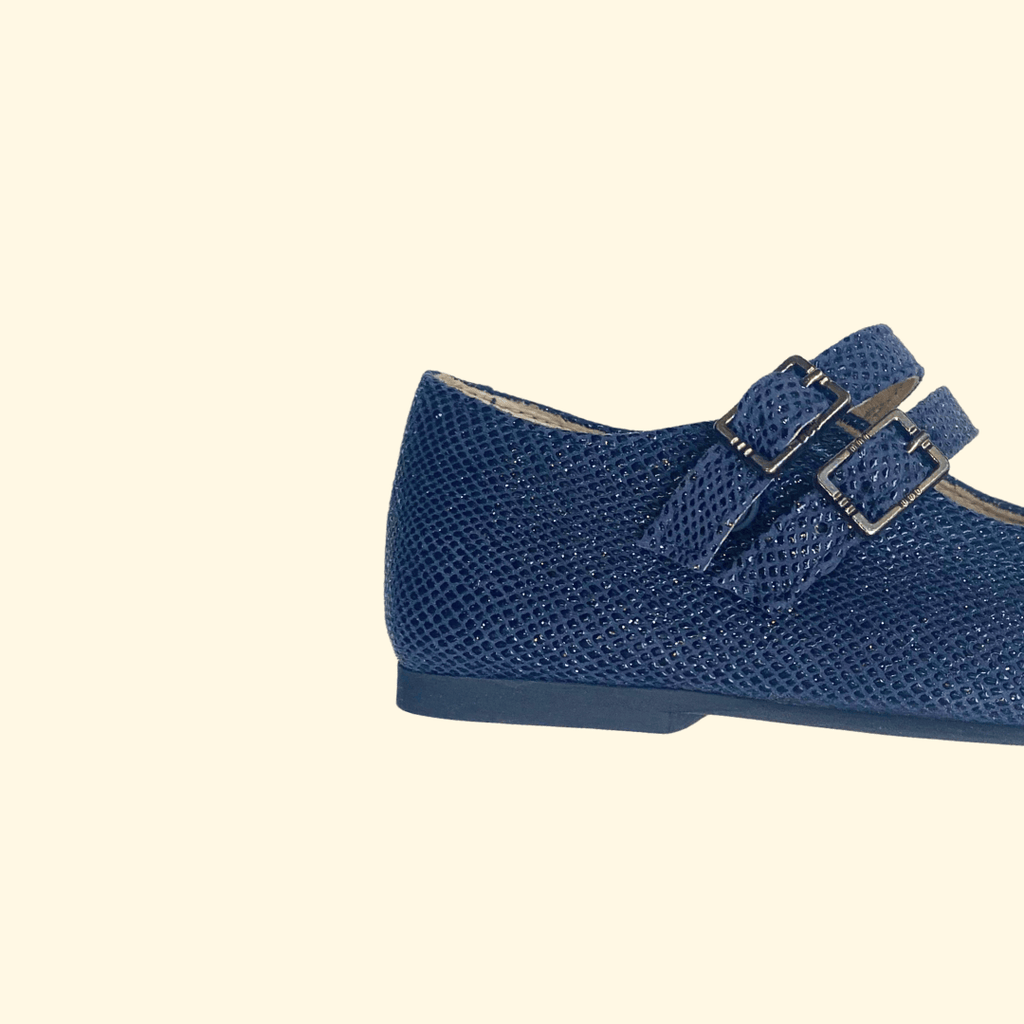 Mercedes bosmans azul con brillo