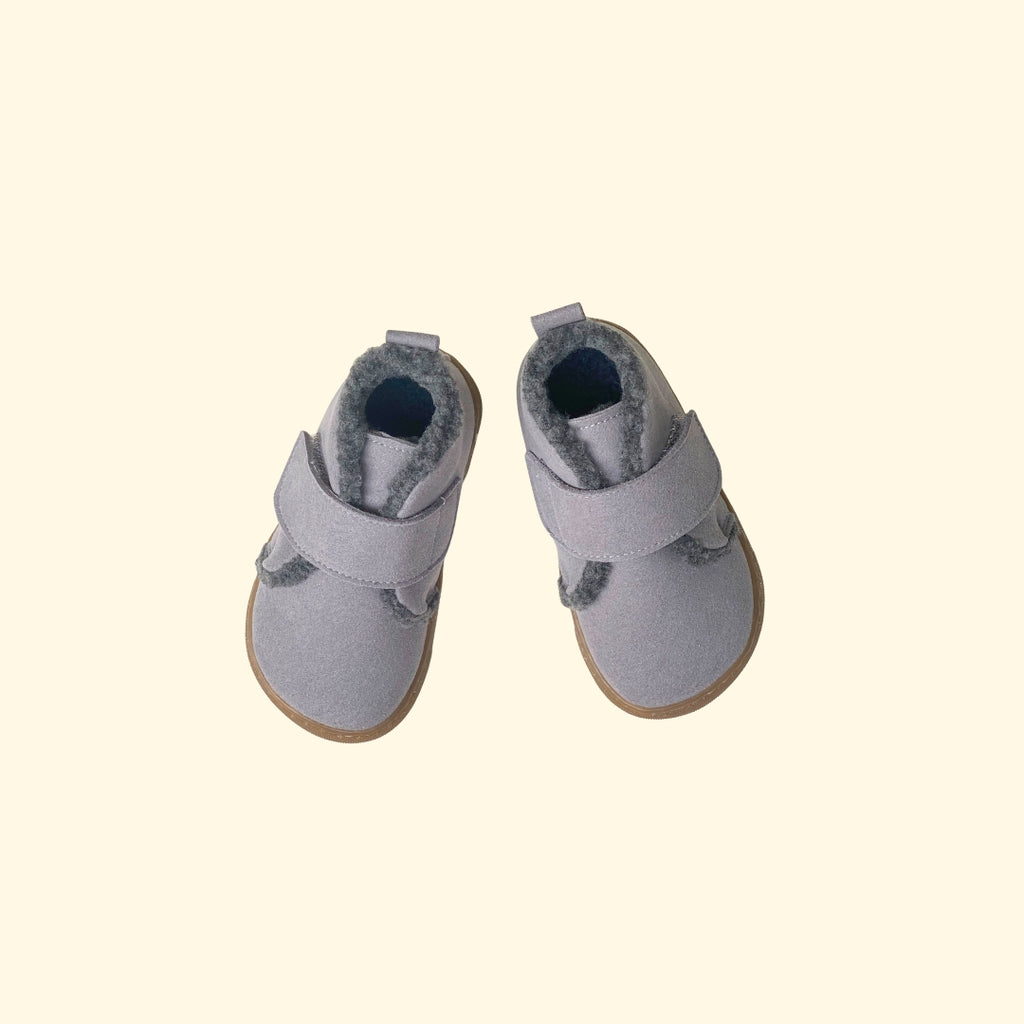 bota borreguito de piel gris smoke