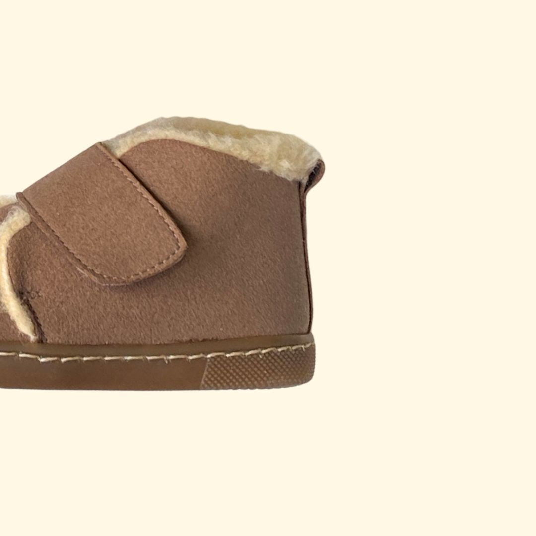 Bota borreguito piel marrón