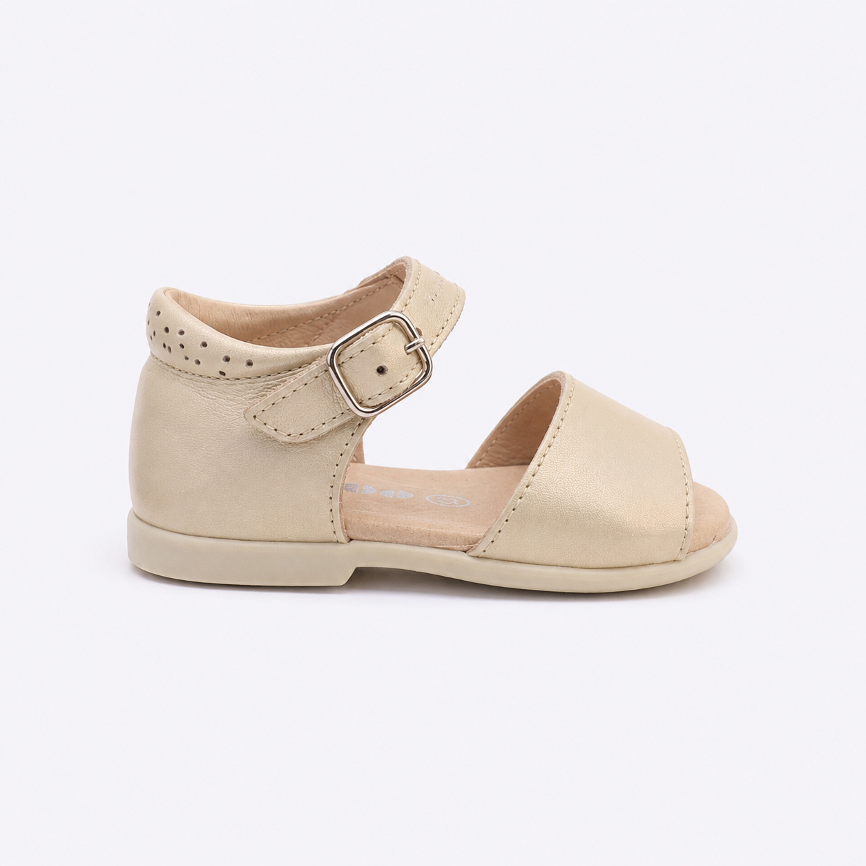 Sandalia beige perlada de piel para bebé