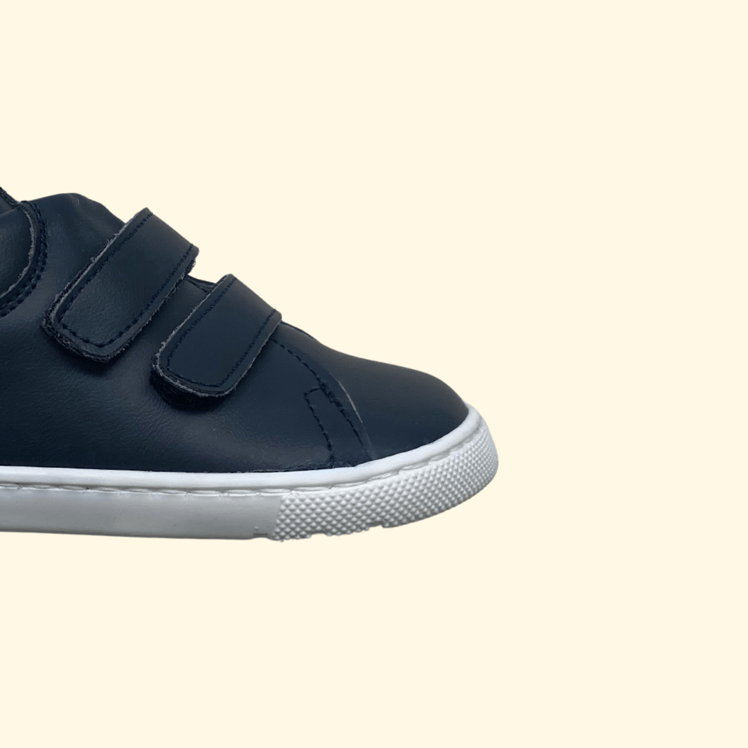 Deportivo marino barefoot