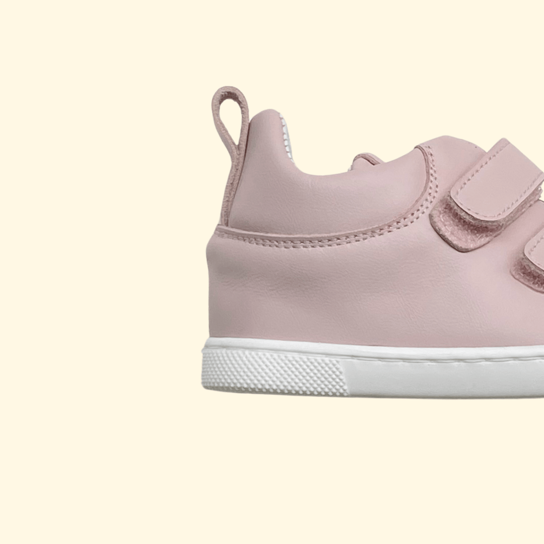 Deportivo rosa barefoot