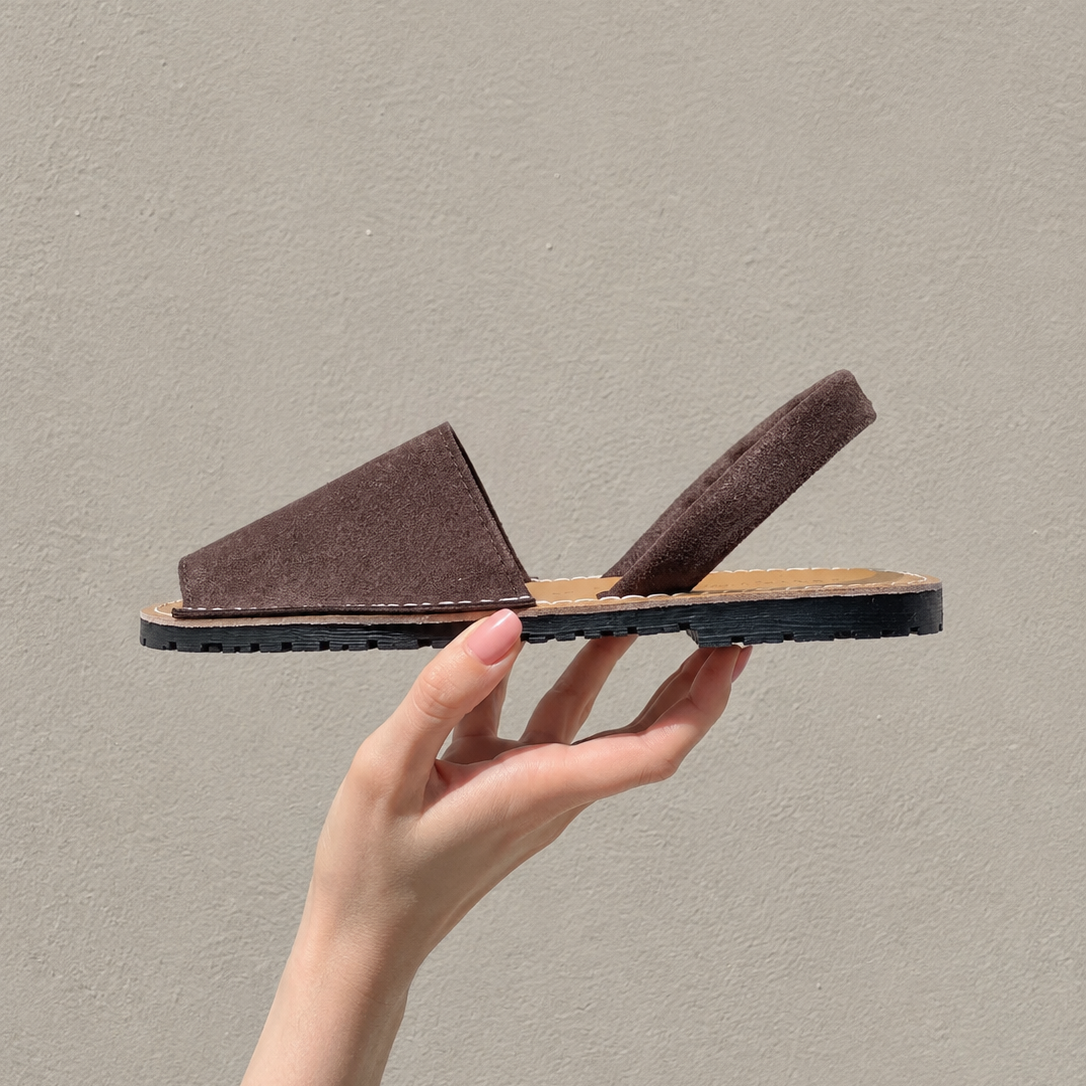 Menorquina chocolate serraje