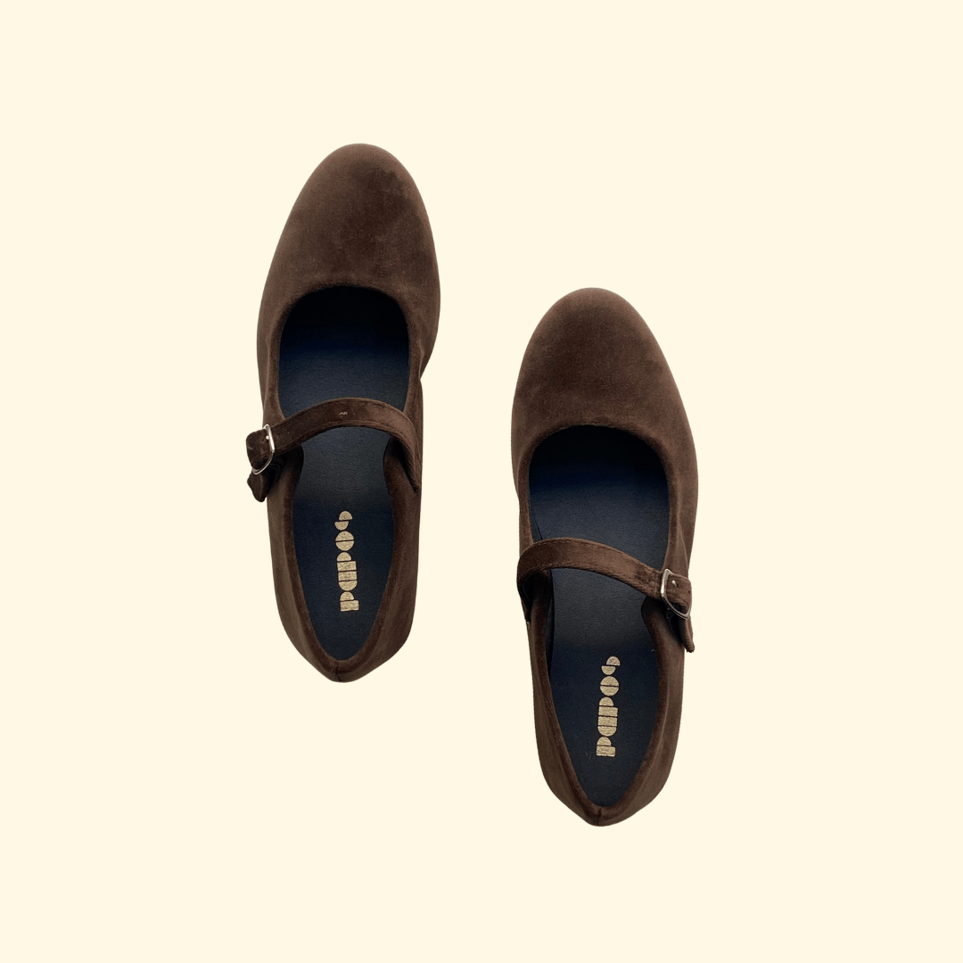 Lengua marrón chocolate mercedes terciopelo