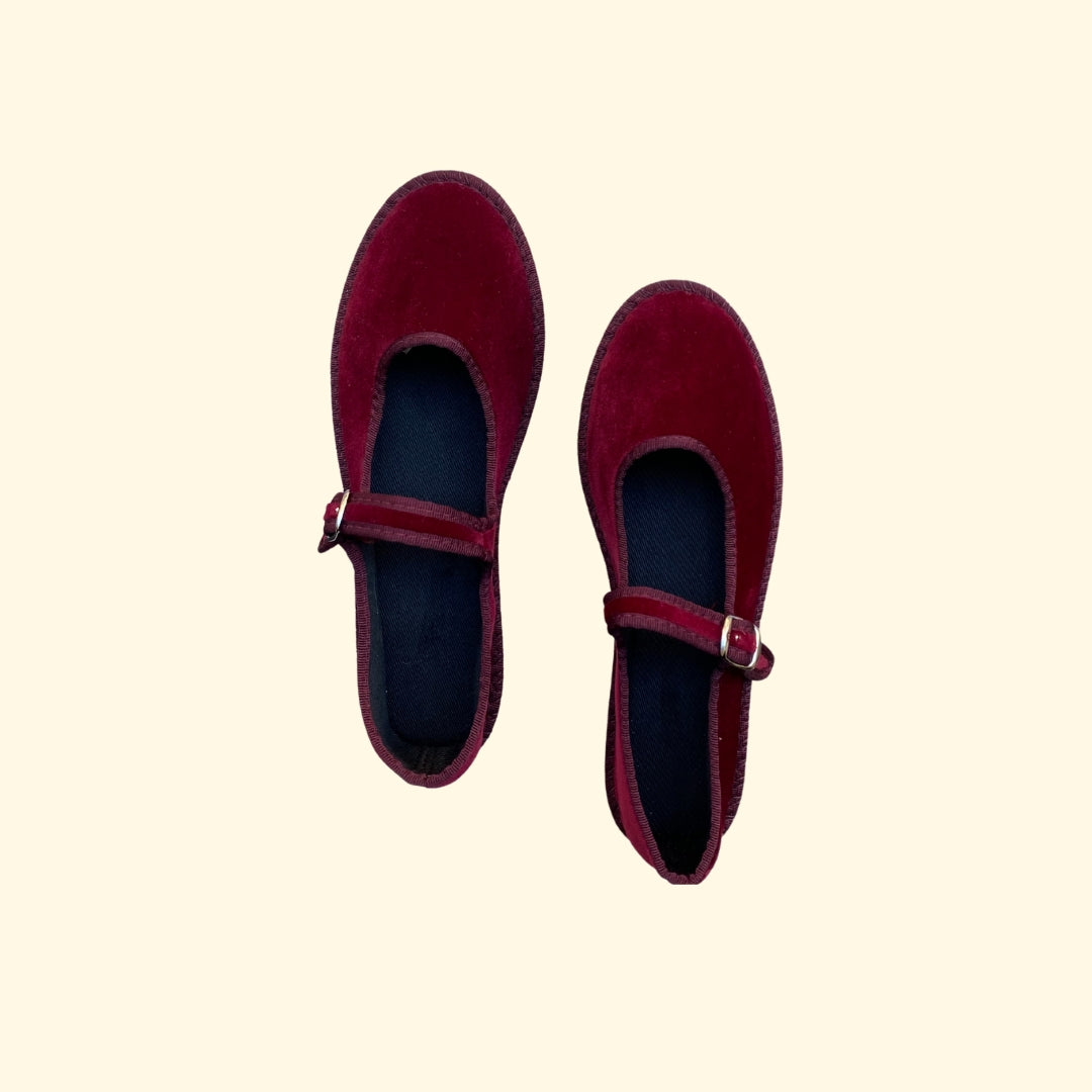 Veneciana con cierre de mercedes burdeos