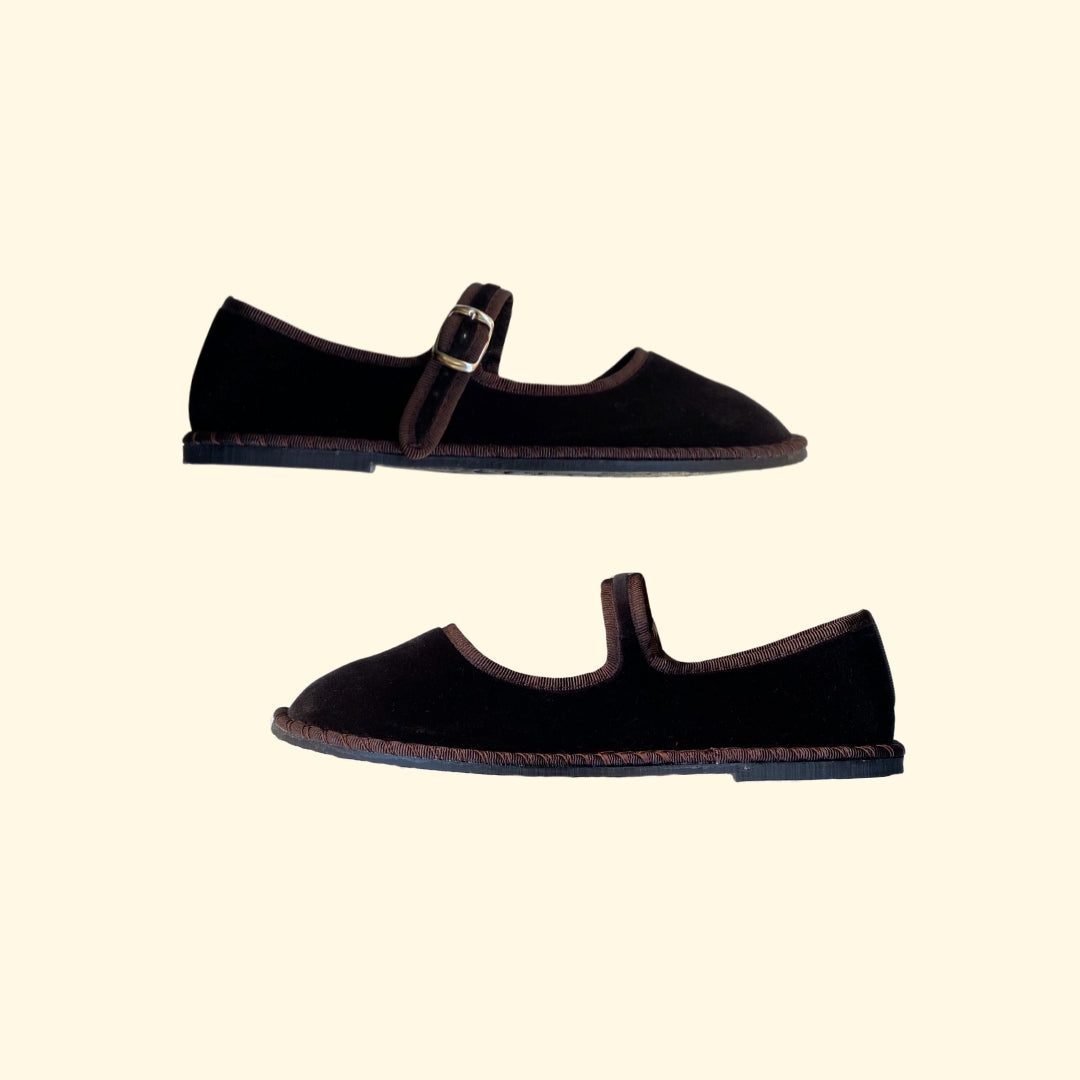 Veneciana con cierre de mercedes marrón chocolate